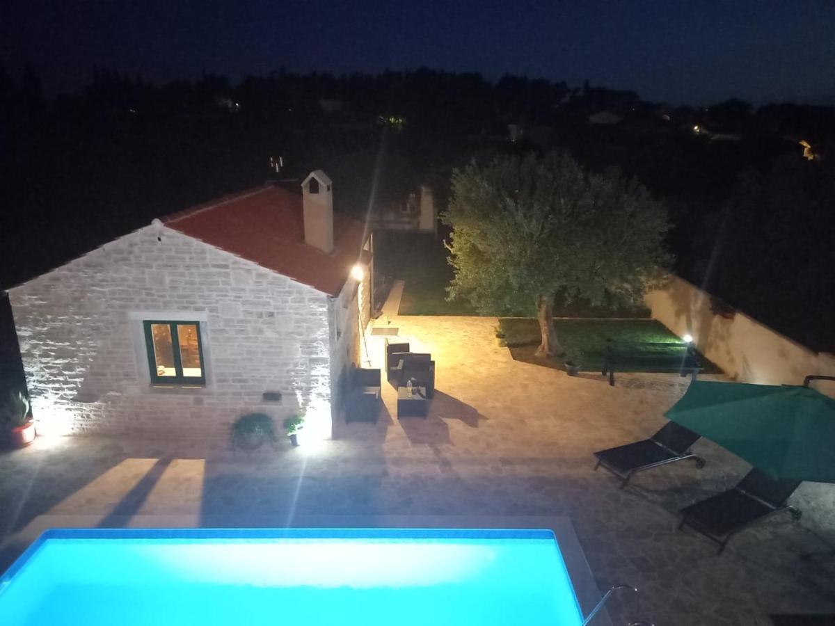 Villa Leggiero à Benkovac Extérieur photo