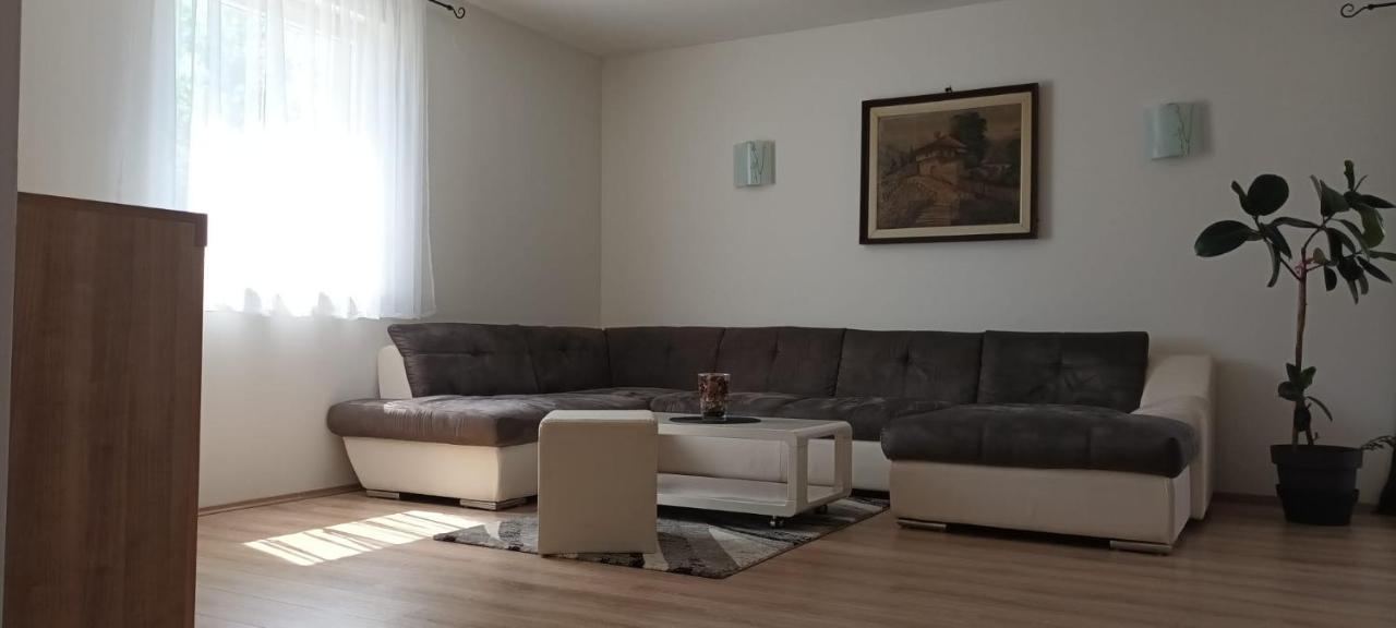 Villa Leggiero à Benkovac Extérieur photo