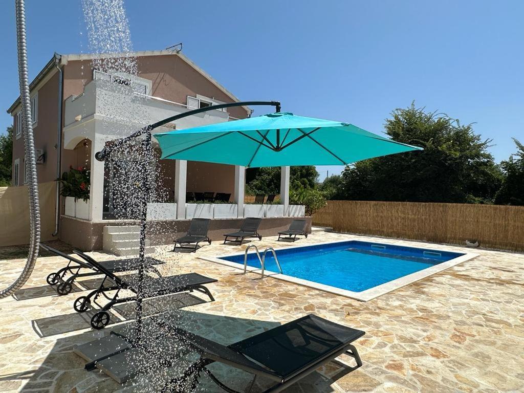 Villa Leggiero à Benkovac Extérieur photo